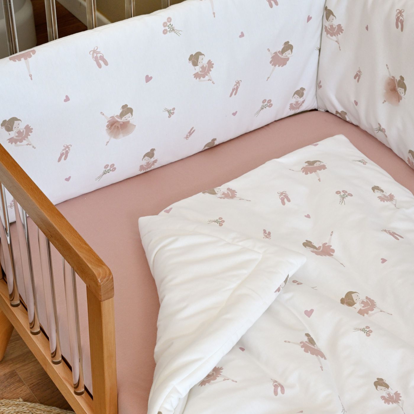 סט מצעים למיטת תינוק Ballerina