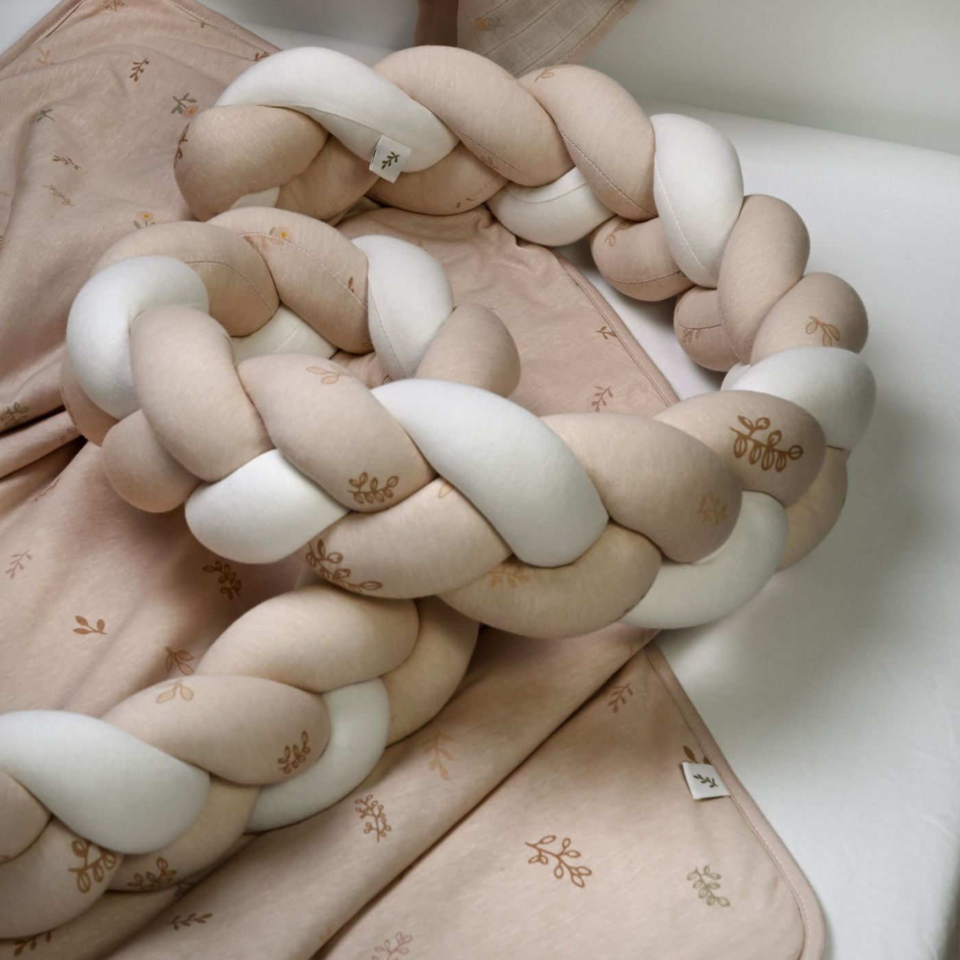 סט מצעים למיטת מטר ורדים