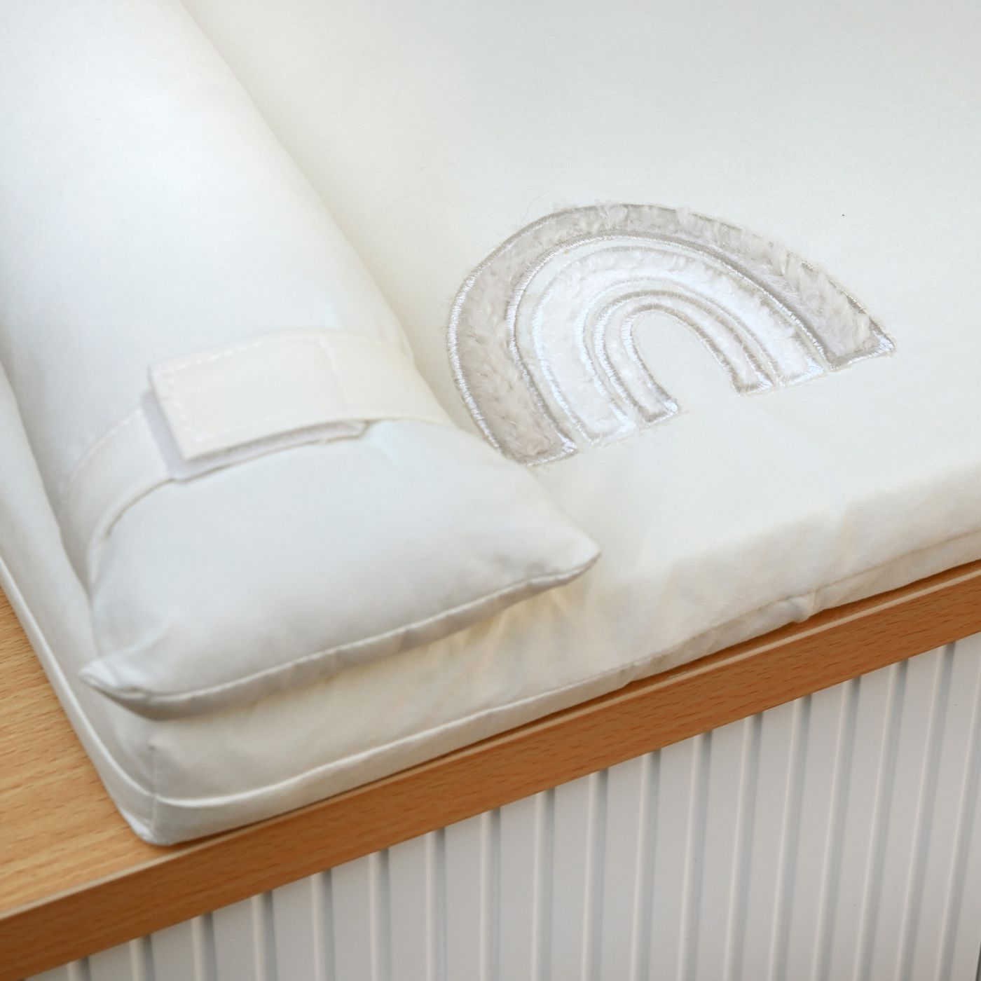 משטח החתלה Rainbow