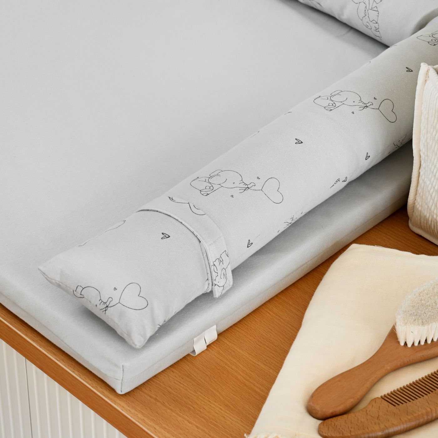 משטח החתלה Elephant