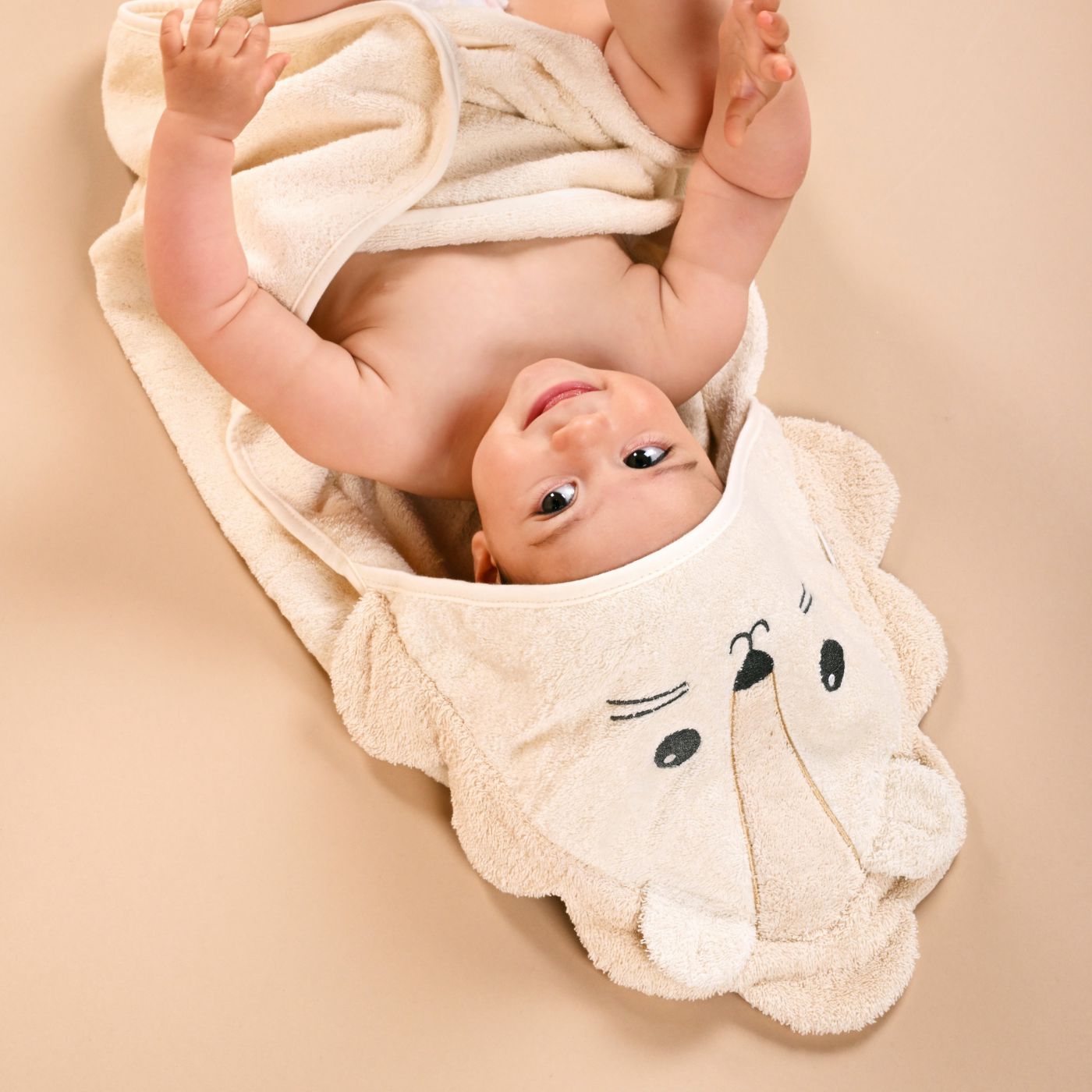 מגבת כובע little lion