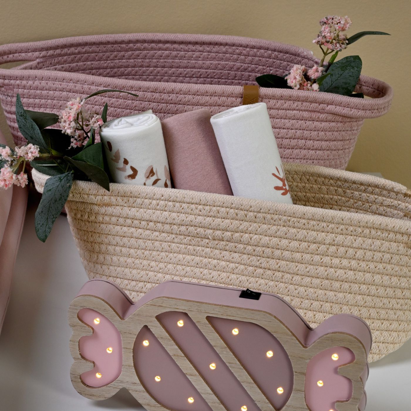 שלישיית חיתולי טריקו 70*70 פרפרים ורודים