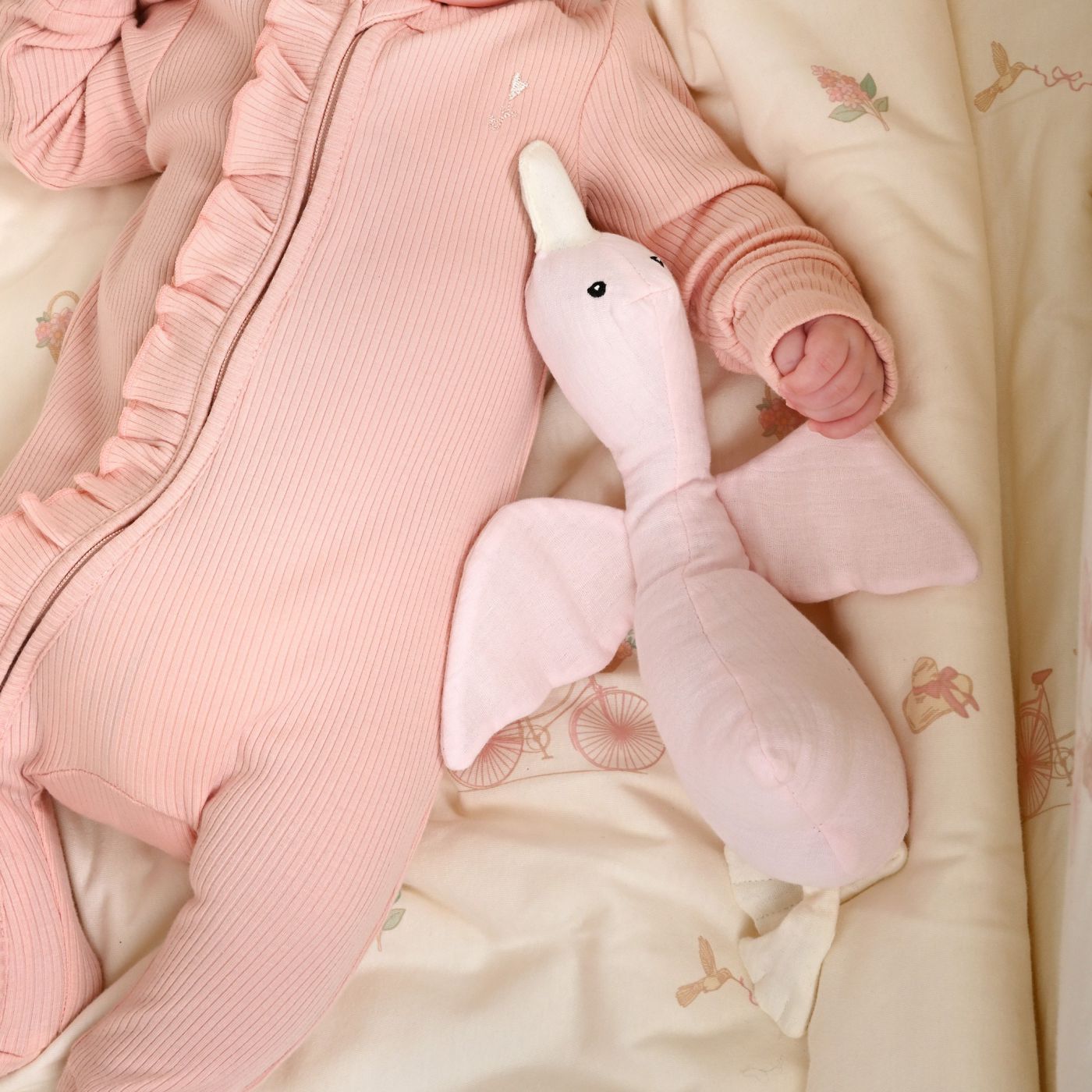 בובת רעשן ברווז ורוד