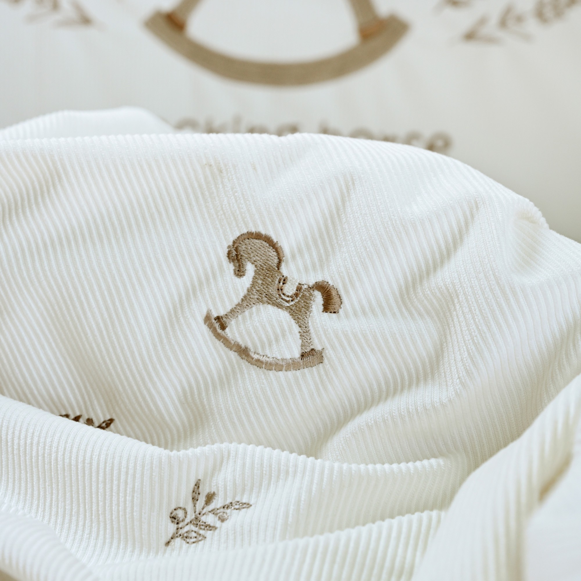 מצעים למיטה