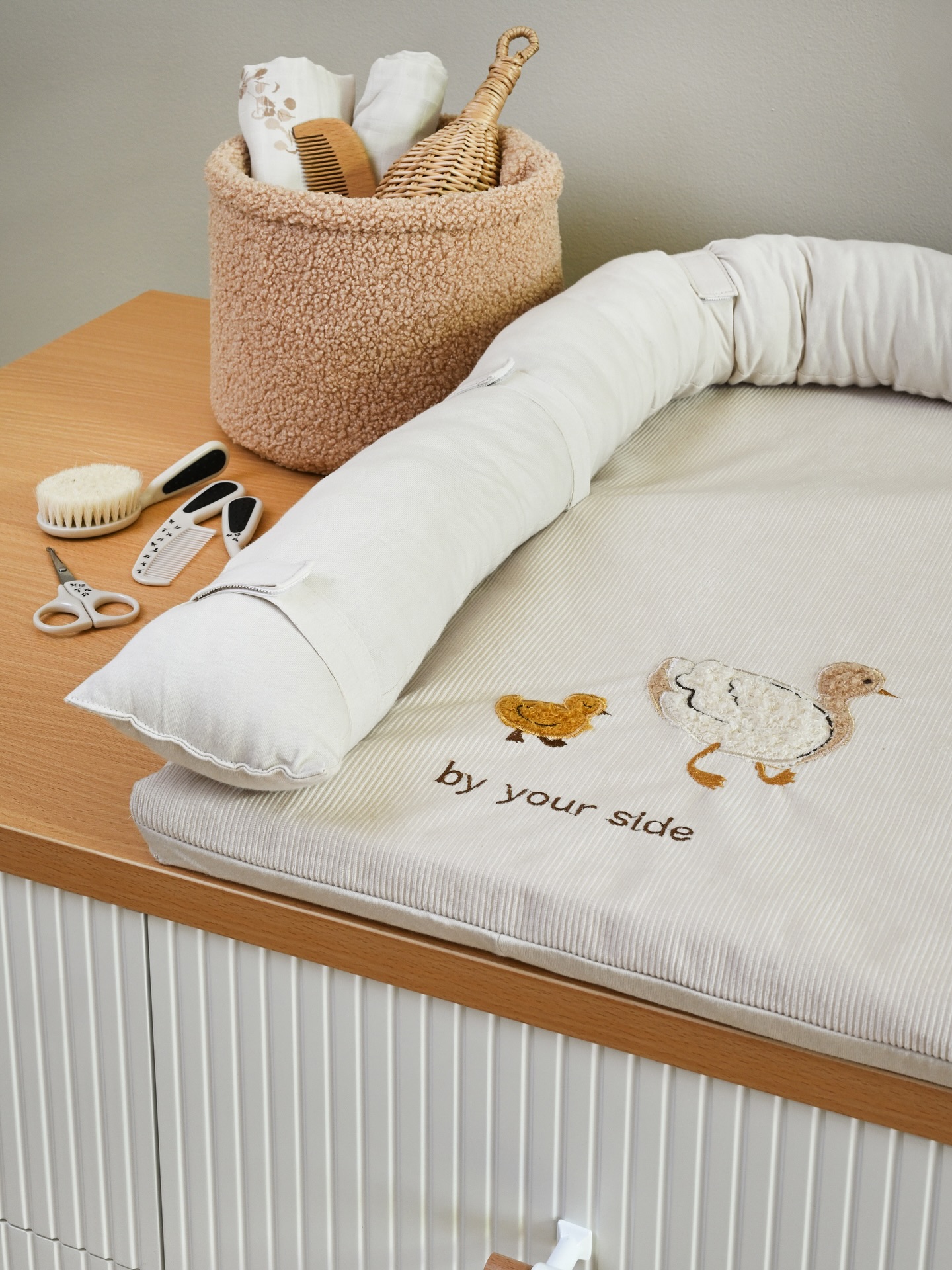 🦆🤎
קולקציית קורדורוי חמימה ונעימה , כזו שנועדה לעטוף את הבייביז בימים הקרירים